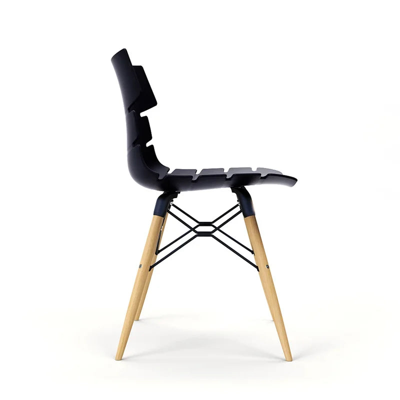 Silla Baly Resistente a Interiores y Exteriores Patas de Madera