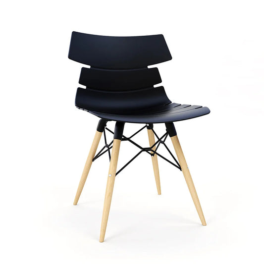 Silla Baly Resistente a Interiores y Exteriores Patas de Madera
