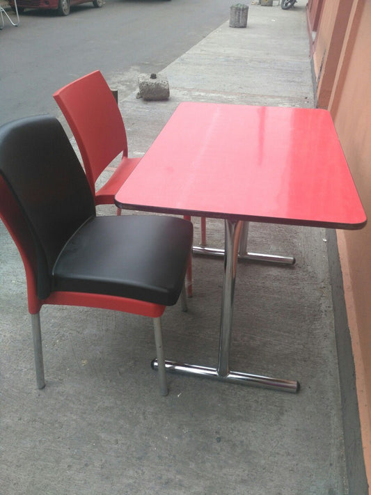 Mesas Y Sillas Para Cafetería